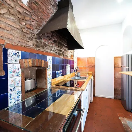 Romantic Getaway In The Heart Of * Perpignan