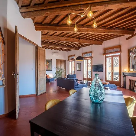 Romantic Getaway In The Heart Of Appartement