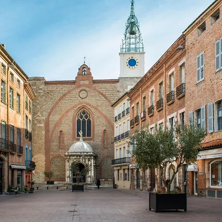 Appartement Romantic Getaway In The Heart Of *